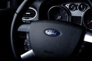 AI in Automotive Manufacturing: Enhancing Quality Control