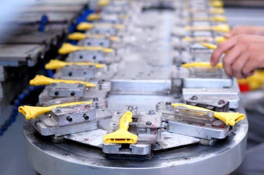 Robotics in Car Assembly: The Factory of the Future