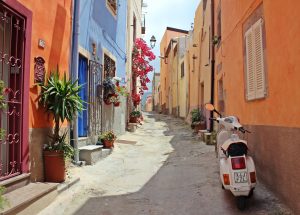 Editing on the Go: Mobile Apps for Travel Photographers