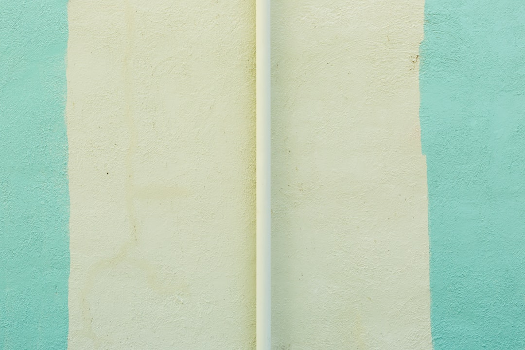 Minimal Phones: The Rise of Distraction-Free Mobile Devices